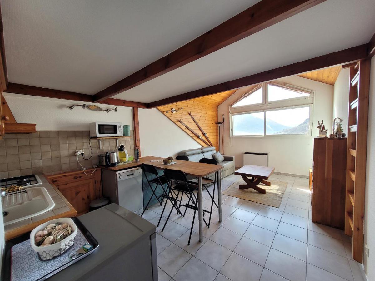 Agreable T3 Mezzanine Jusqu'A 5 Personnes Apartment Briancon  Exterior photo